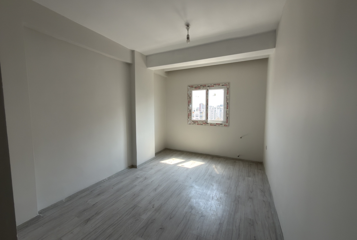 Mersin Erdemli Merkez Hastane Civarı Satılık 2+1 Bakımlı Daire
