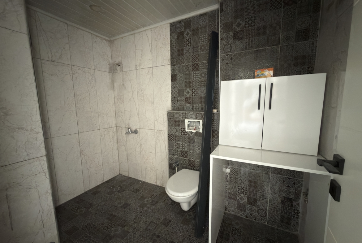 Mersin Erdemli Merkez Hastane Civarı Satılık 2+1 Bakımlı Daire