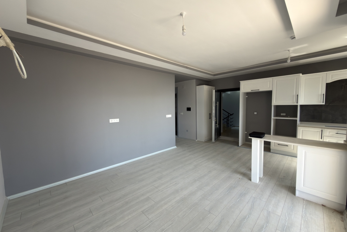 Mersin Erdemli Ayaş  Royal Garden Deniz Manzaralı  Satılık 2+1 Daire