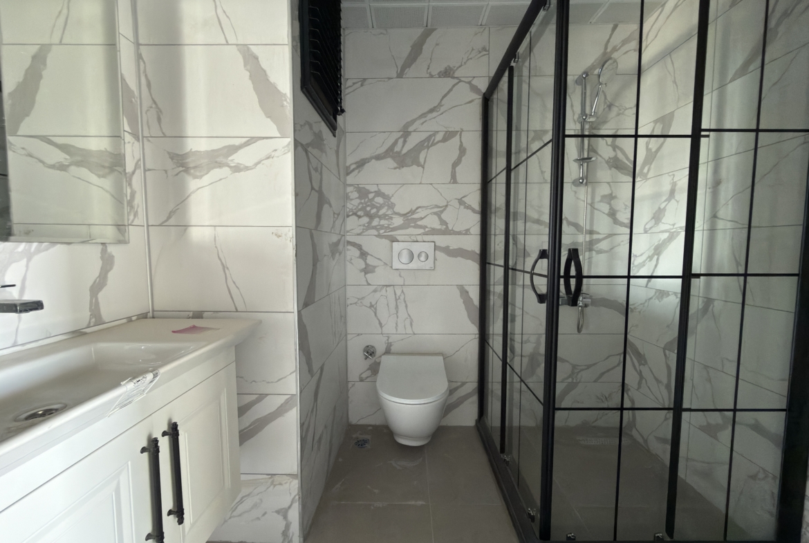 Mersin Erdemli Ayaş  Royal Garden Deniz Manzaralı  Satılık 2+1 Daire