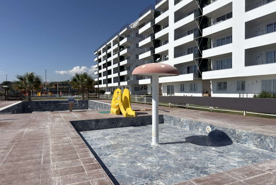 Mersin Erdemli Ayaş Asia Tatil Köyü Yatay Mimari Satılık Eşyalı 2+1 Daire