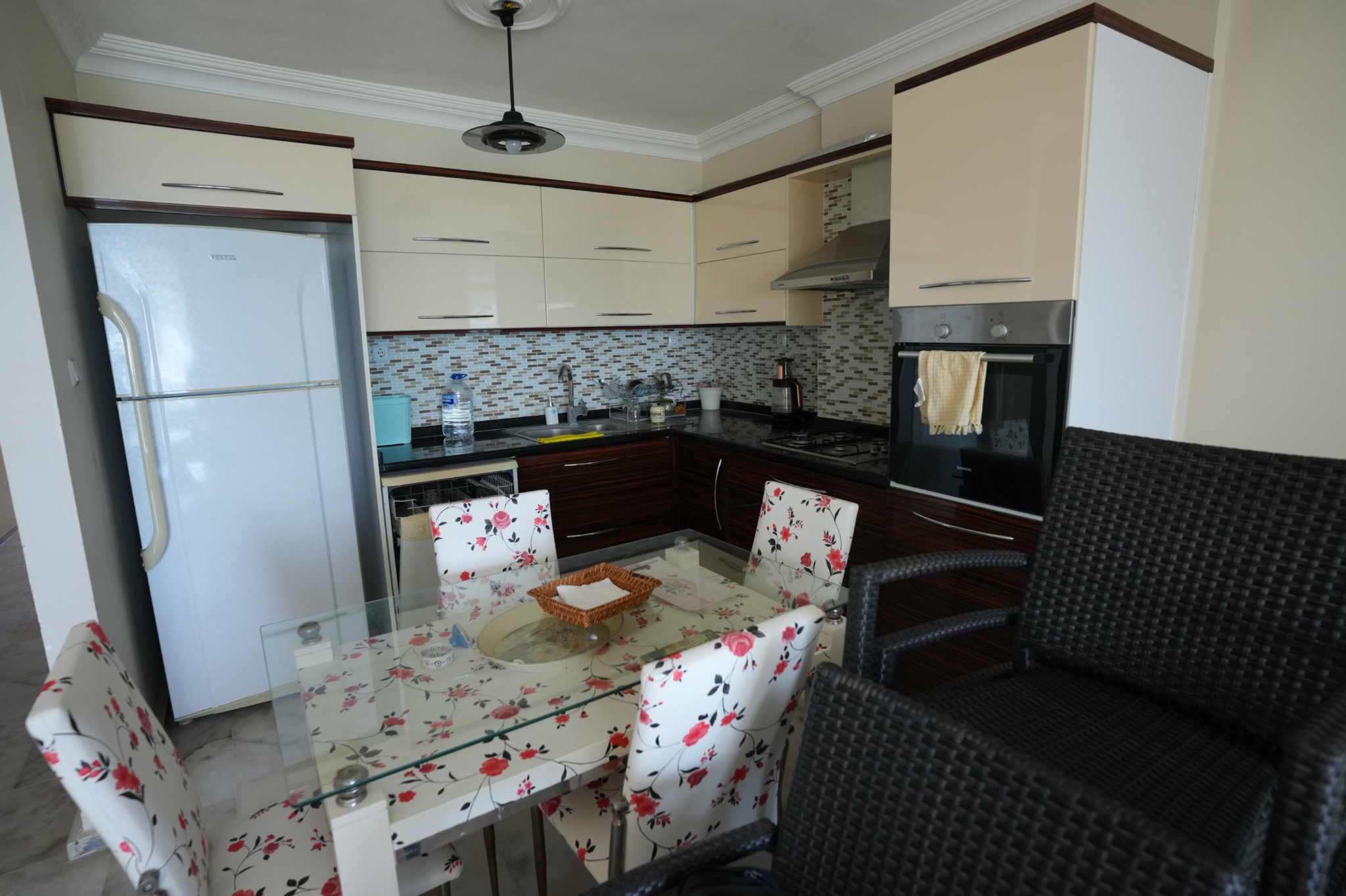 VIP01786 Mersin Erdemli Arpaçbahşiş Flamingo 1 Denize Sıfır Yıllık Kiralık 2+1 Daire