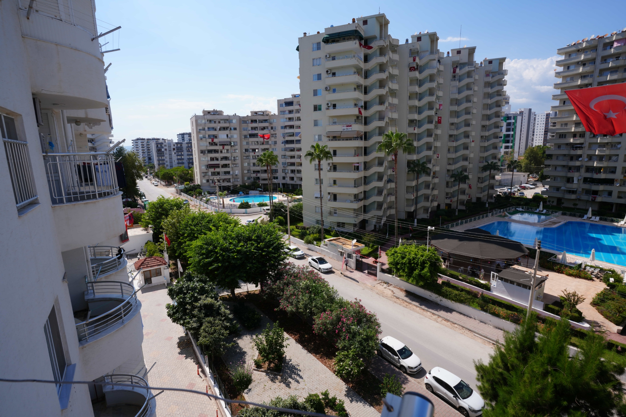 VIP01796 Mersin Erdemli Arpaçbahşiş Flamingo 1 Denize Sıfır Yıllık Kiralık 2+1 Daire
