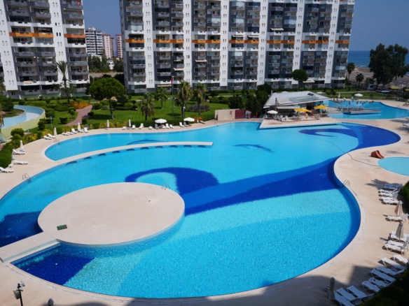 Mersin Kargıpınarı Queenaba Sitesi E Blok Satılık 3+1 Masrafsız Daire