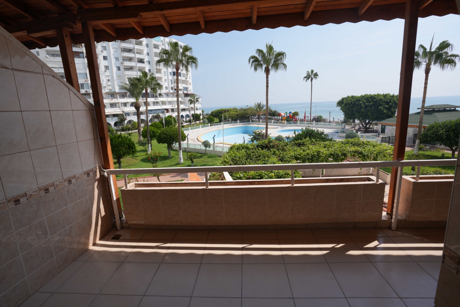 Mersin Erdemli Arpaçbahşiş Mts Sitesi Ön Blok Satılık 2+1 Geniş Daire