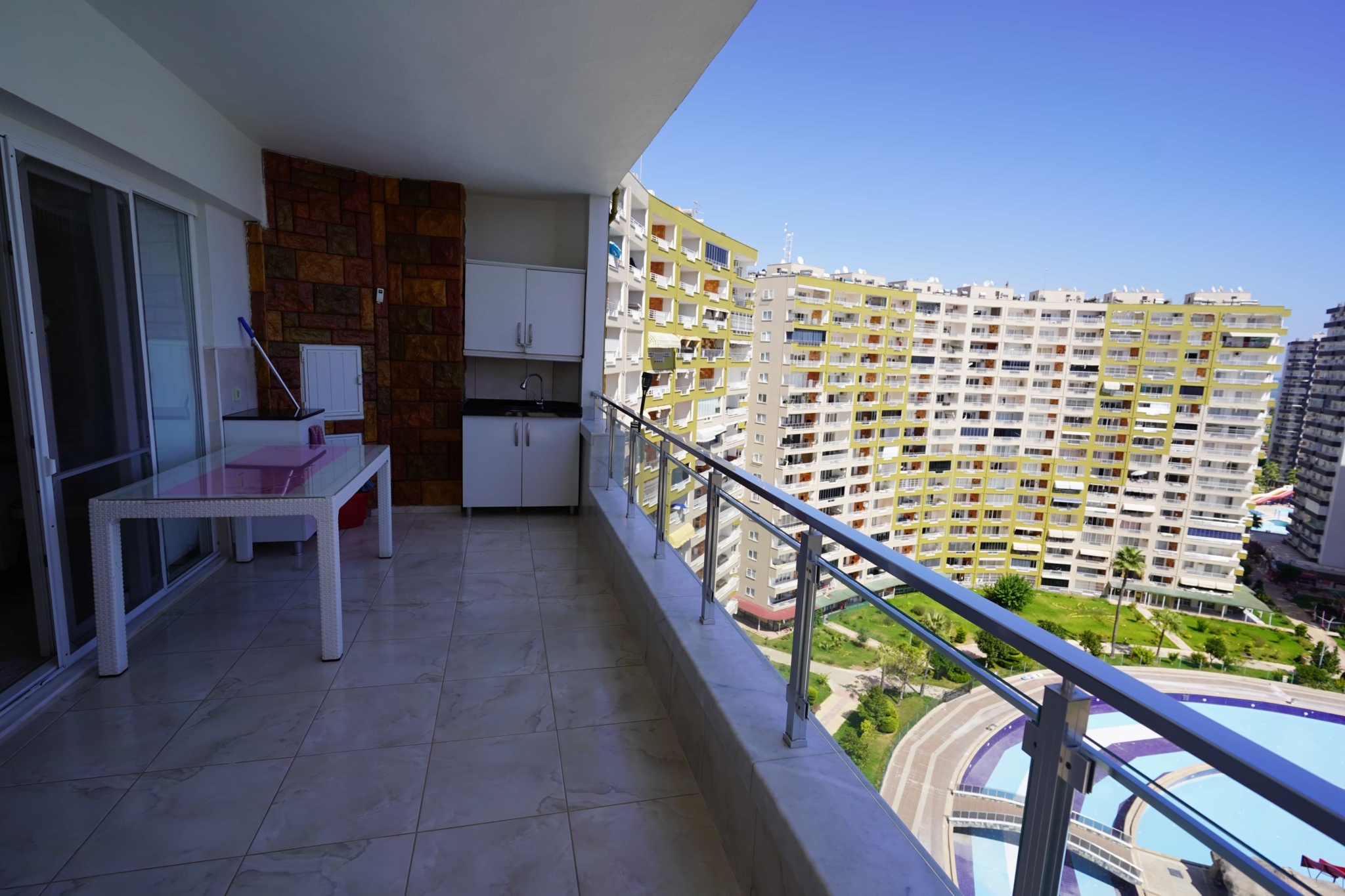 VIP09821 Mersin Erdemli Tömük Flamingo 8 Tatil Sitesi Lüks 3+1 Köşe Daire