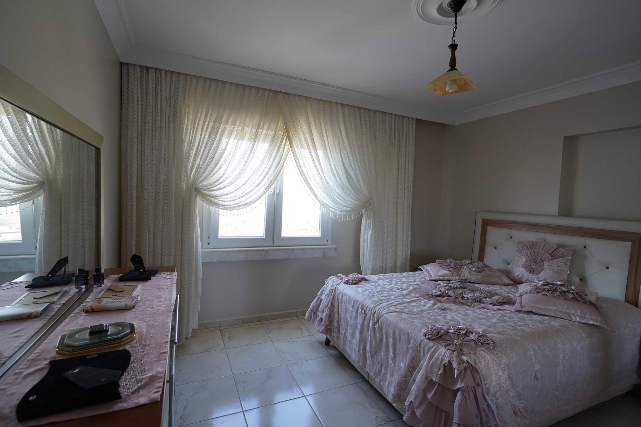 VIP09839 Mersin Erdemli Tömük Flamingo 8 Tatil Sitesi Lüks 3+1 Köşe Daire