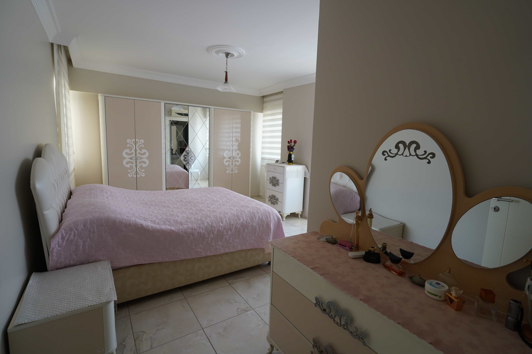 VIP09841 Mersin Erdemli Tömük Flamingo 8 Tatil Sitesi Lüks 3+1 Köşe Daire
