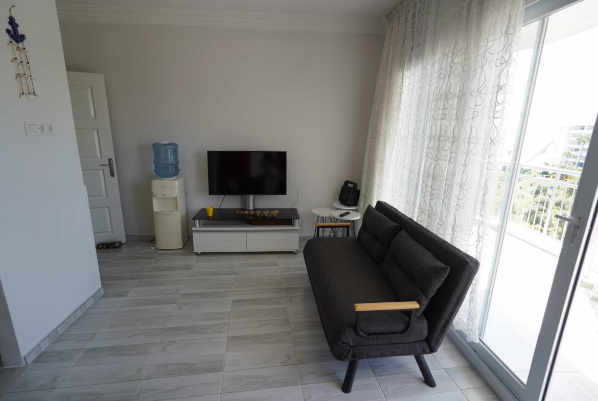 Mersin Erdemli Tırtar Yaşar Karadağ Sitesi Eşyalı 2+1 Daire