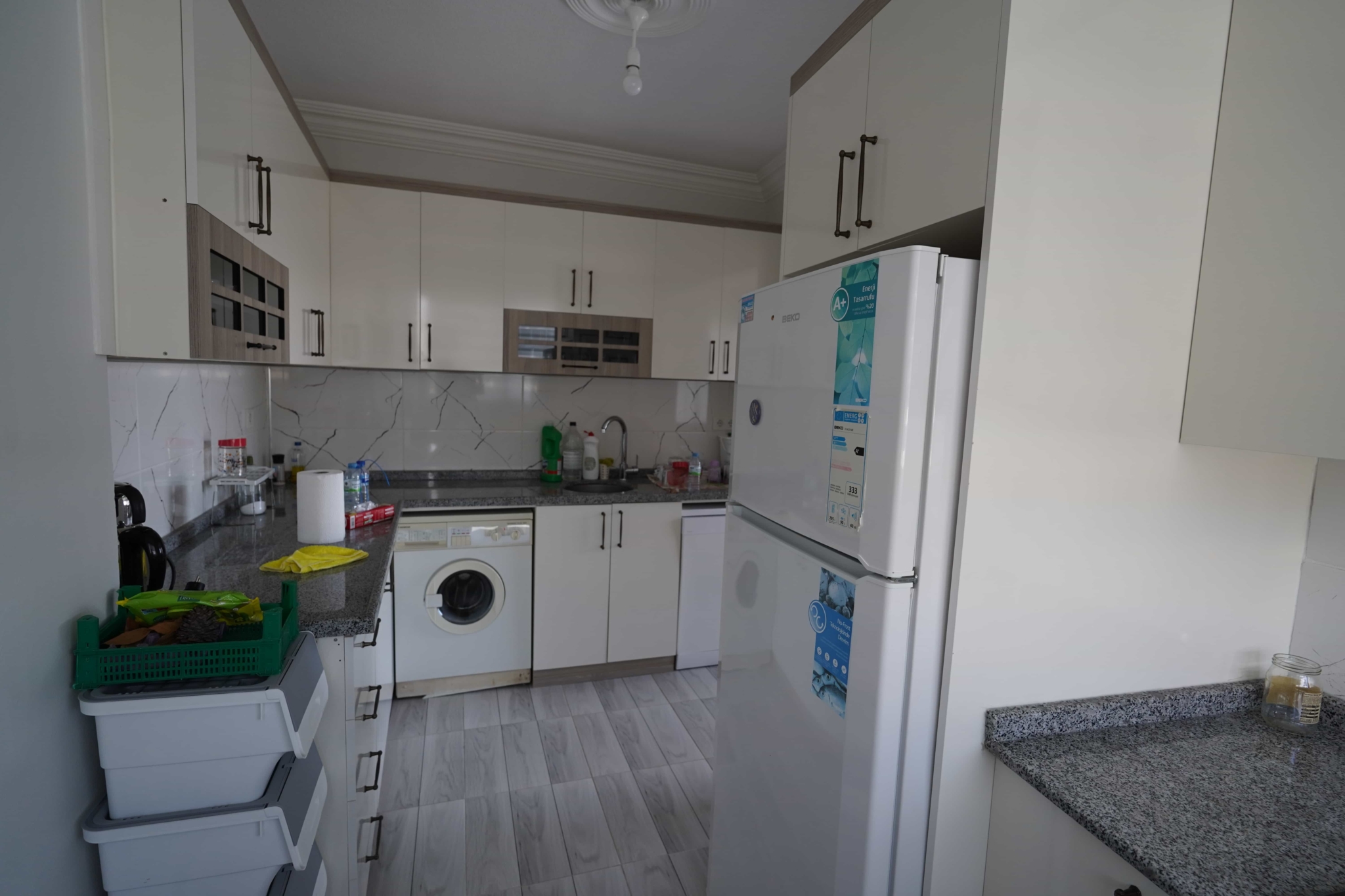 VIP09863 Mersin Erdemli Tırtar Yaşar Karadağ Sitesi Eşyalı 2+1 Daire