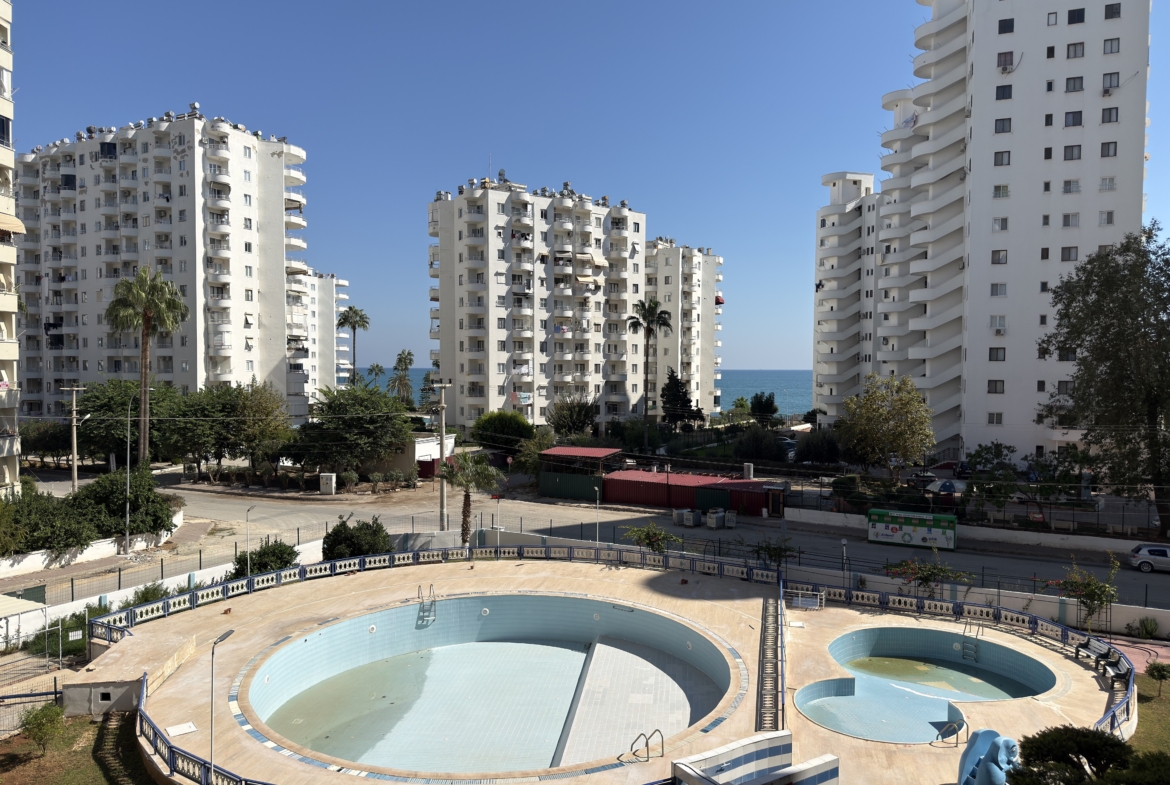 Mersin Erdemli Arpaçbahşiş Gümüştur 2 Sitesi Satılık 3+1 Bakımlı Eşyalı Daire