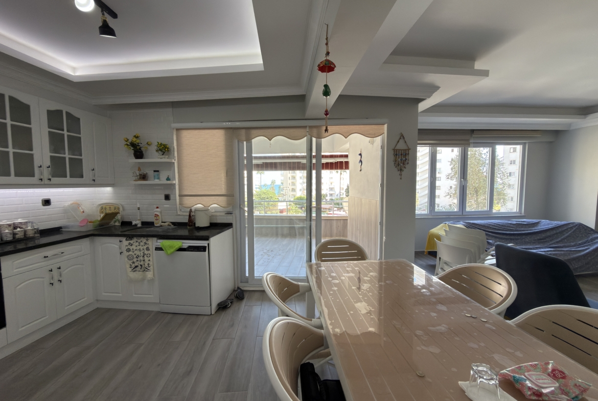 Mersin Erdemli Arpaçbahşiş Gümüştur 2 Sitesi Satılık 3+1 Bakımlı Eşyalı Daire