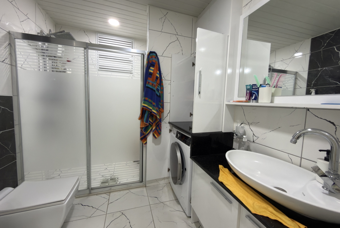 Mersin Erdemli Arpaçbahşiş Gümüştur 2 Sitesi Satılık 3+1 Bakımlı Eşyalı Daire