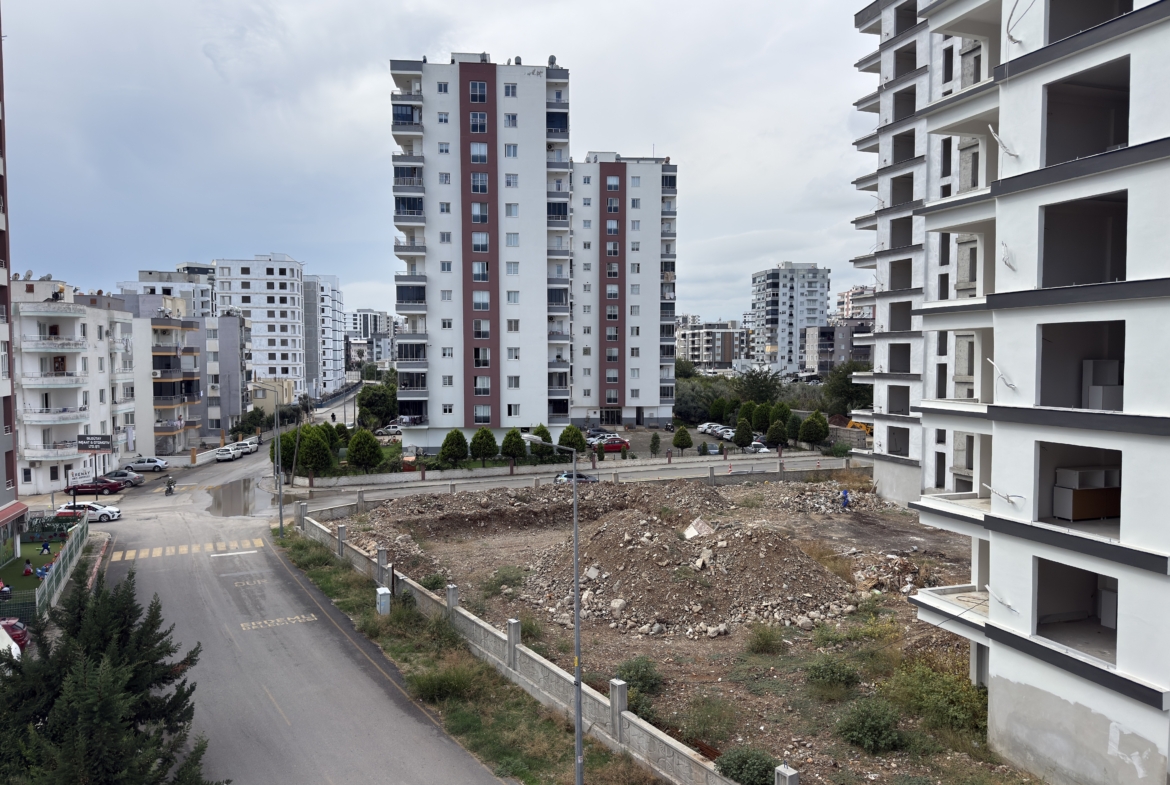 Mersin Erdemli Alata Bağımsız Mutfak Satılık  3+1 Daire