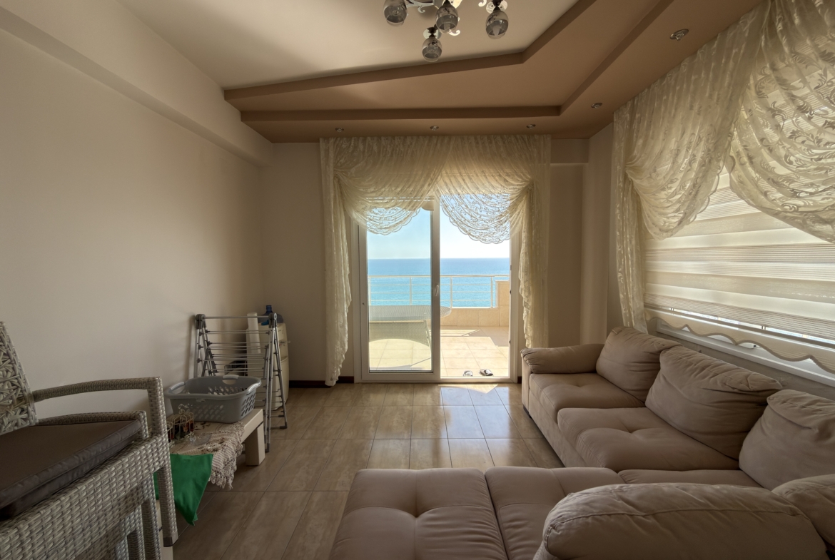 Mersin Erdemli Denize Sıfır Alatapark Sitesi Eşyalı Satılık 4+1 Ön Blok Daire