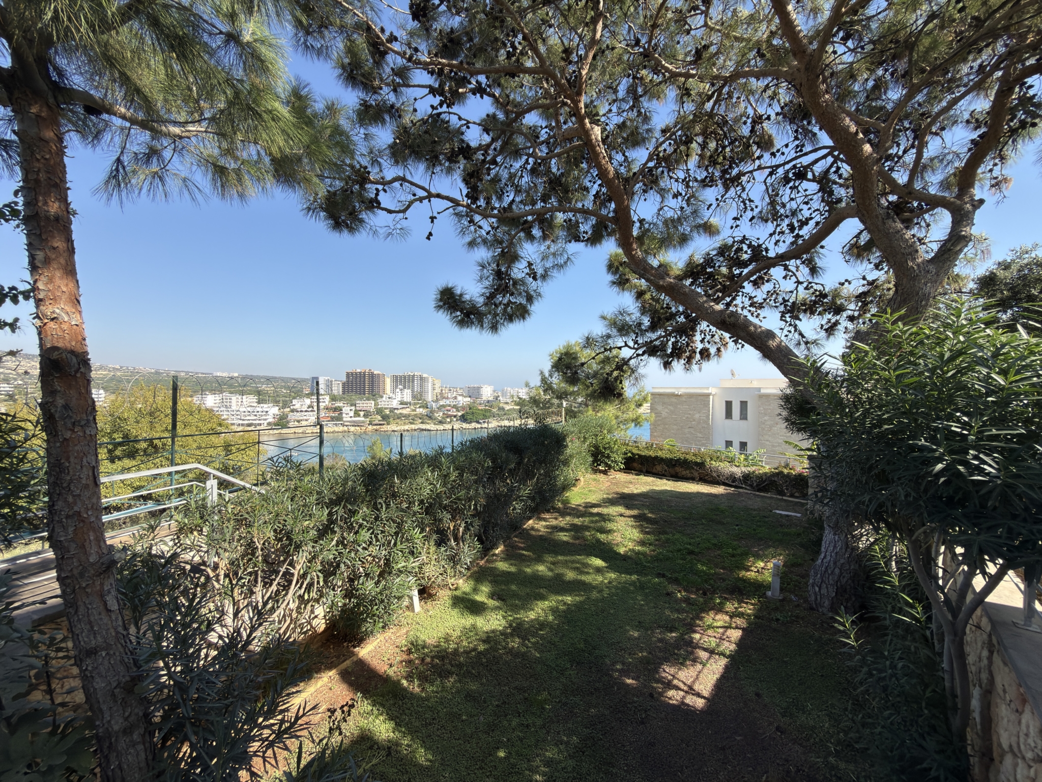 IMG_9040 Osiris Villaları Köşe Villa Bağımsız Ekstra Yaşam Alanı Satılık 4+1 Villa