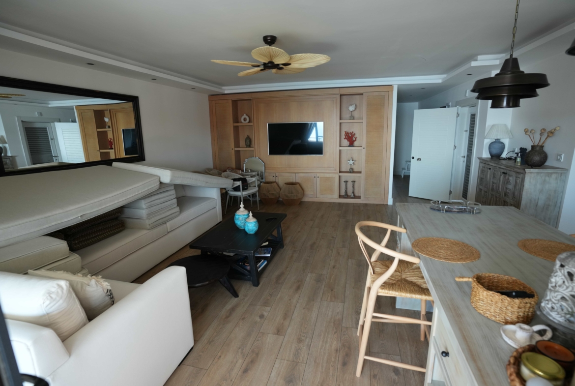 Mersin Çeşmeli Altunören 2 Sitesi 2+1 Satılık Lüks Bakımlı Daire
