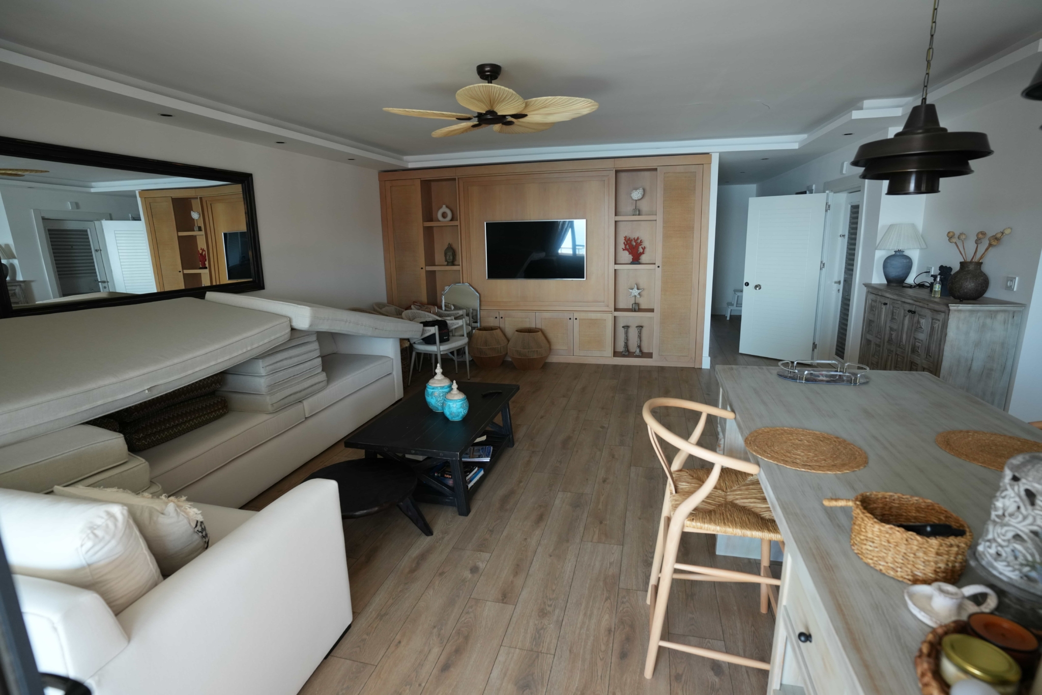 VIP02015 Mersin Çeşmeli Altunören 2 Sitesi 2+1 Satılık Lüks Bakımlı Daire