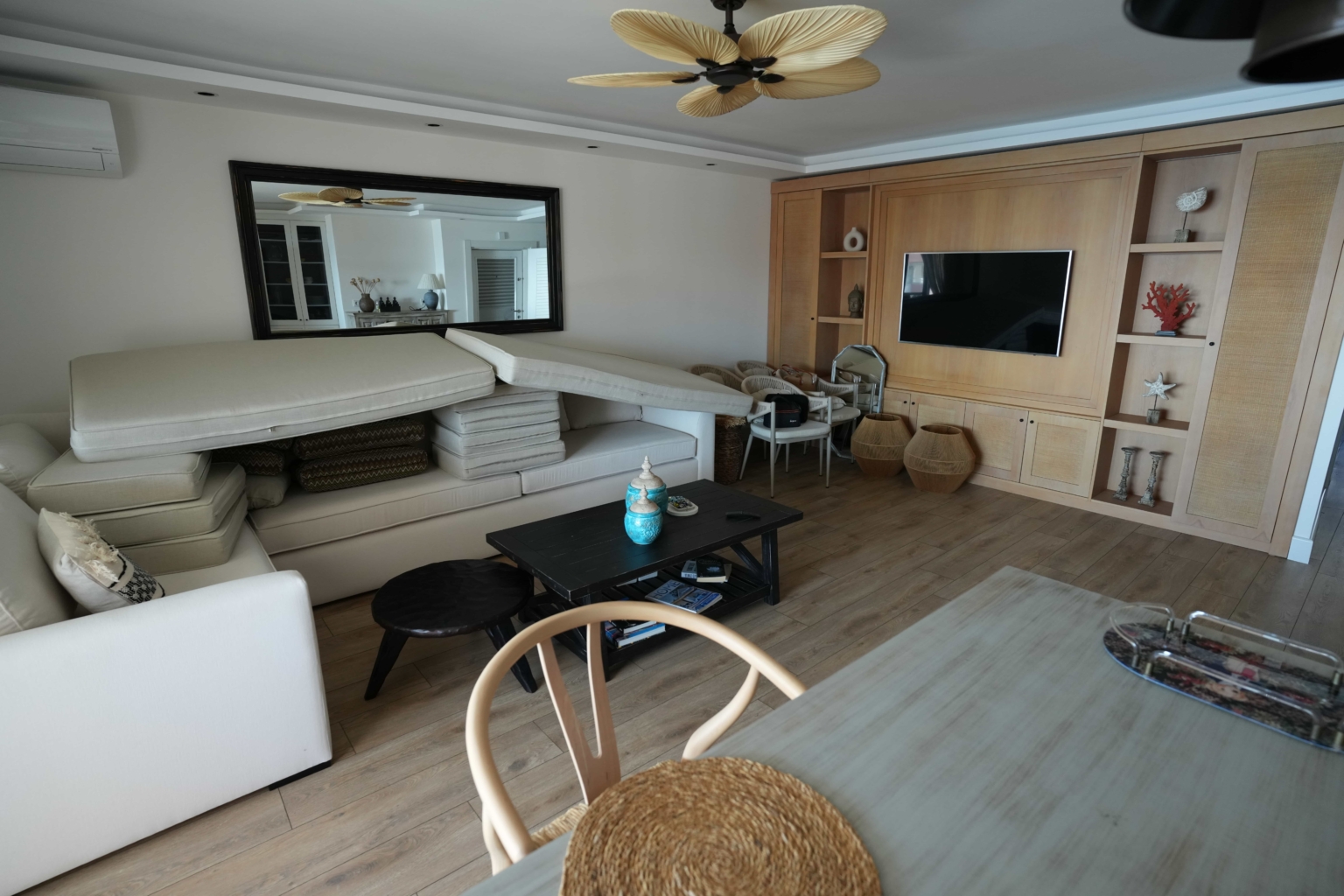 Mersin Çeşmeli Altunören 2 Sitesi 2+1 Satılık Lüks Bakımlı Daire