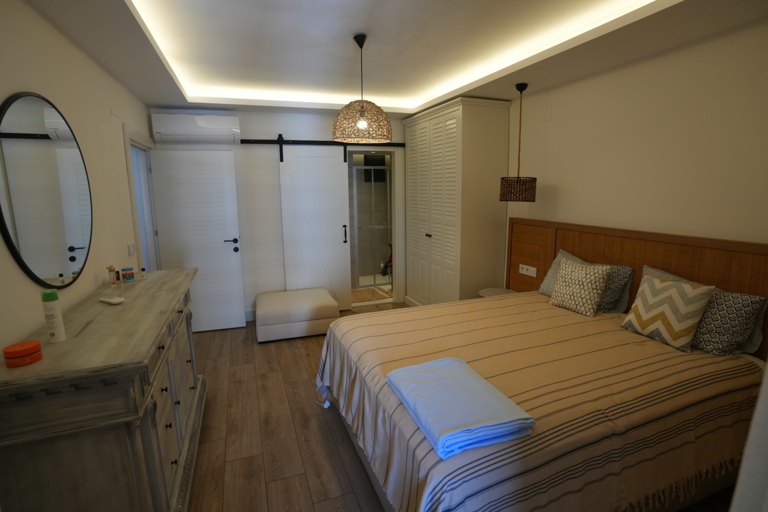 Mersin Çeşmeli Altunören 2 Sitesi 2+1 Satılık Lüks Bakımlı Daire