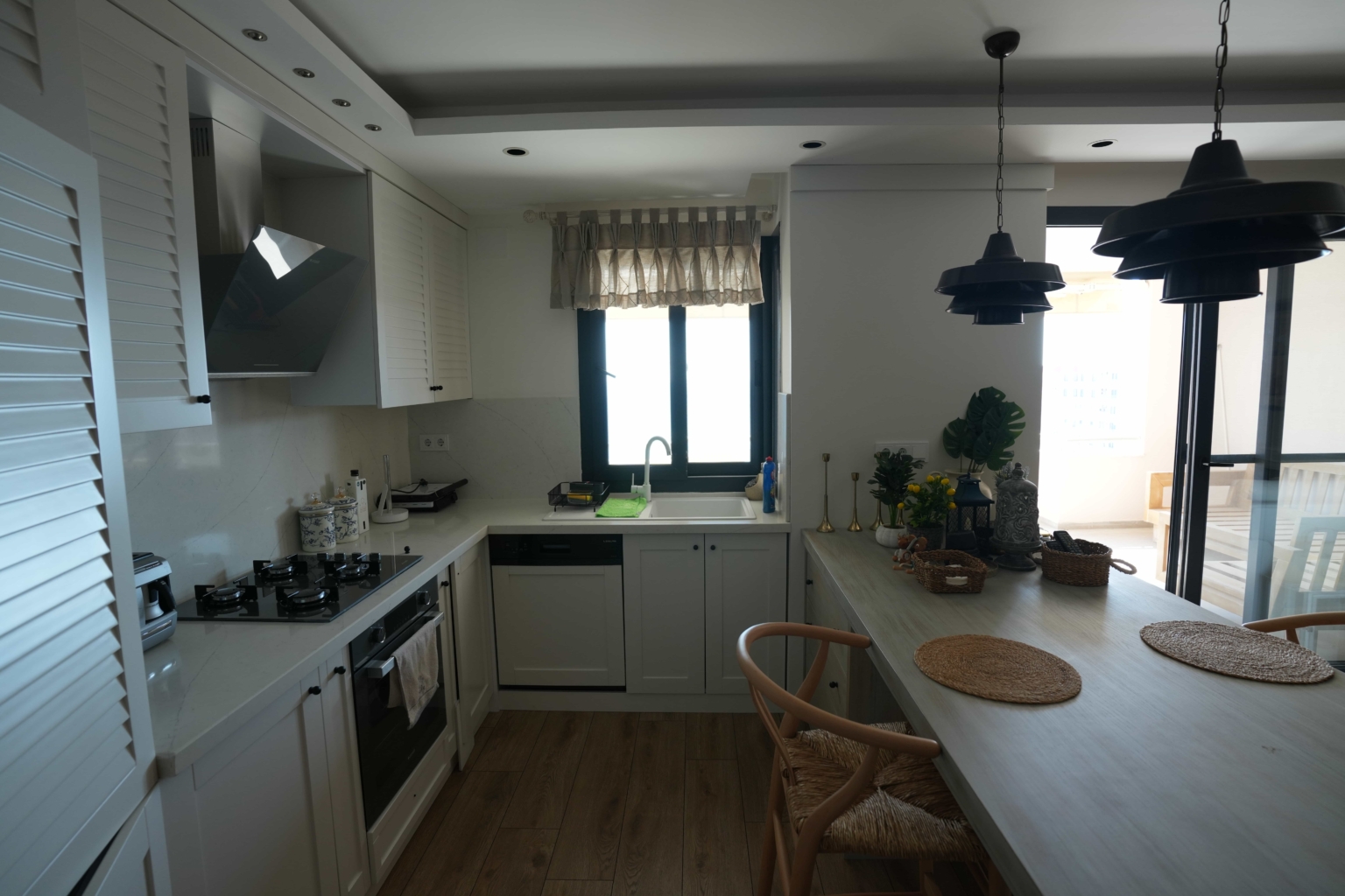 Mersin Çeşmeli Altunören 2 Sitesi 2+1 Satılık Lüks Bakımlı Daire