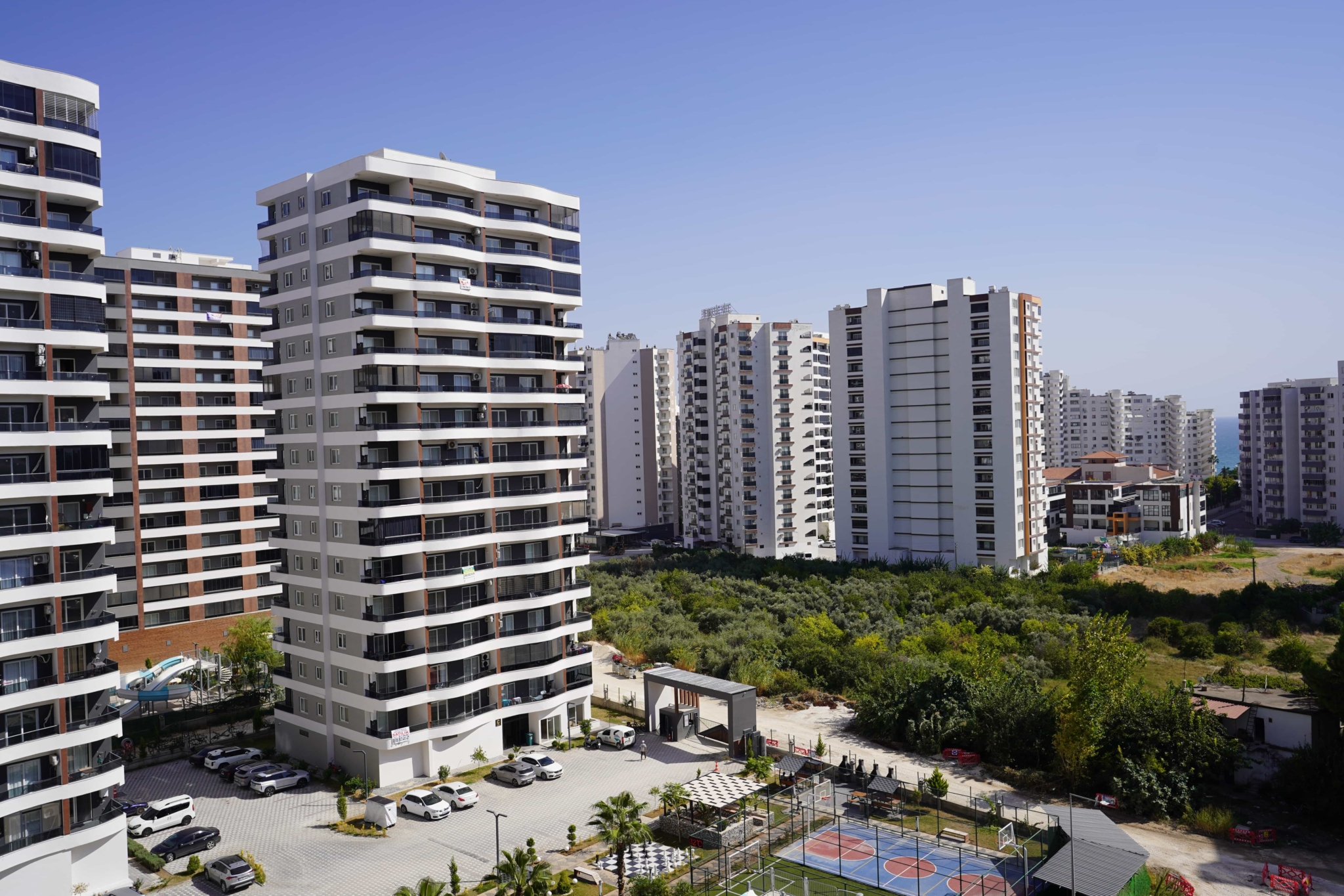 VIP09923 Mersin Erdemli Arpaçbahşiş Denize Yakın Lüks 2+1 Satılık Daire